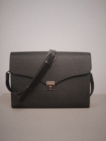  Tuck Lock Messenger Bag 