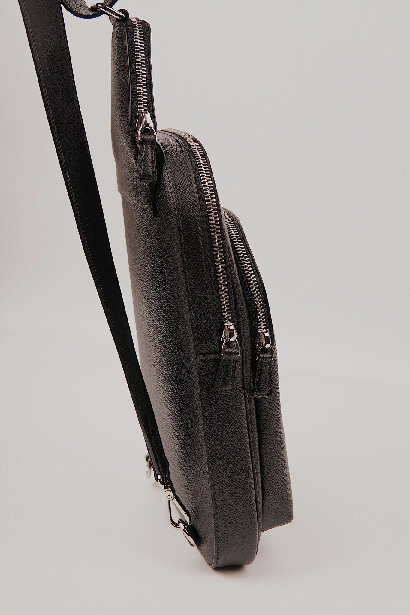 Avenue Slingbag 20