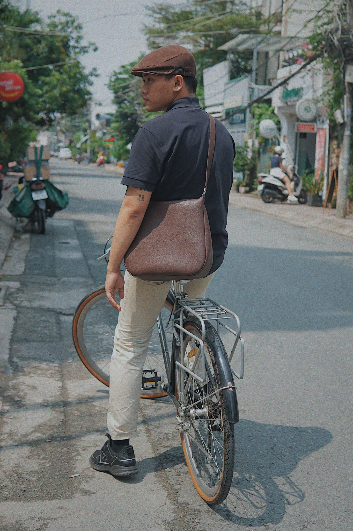 Unisex Tote 02