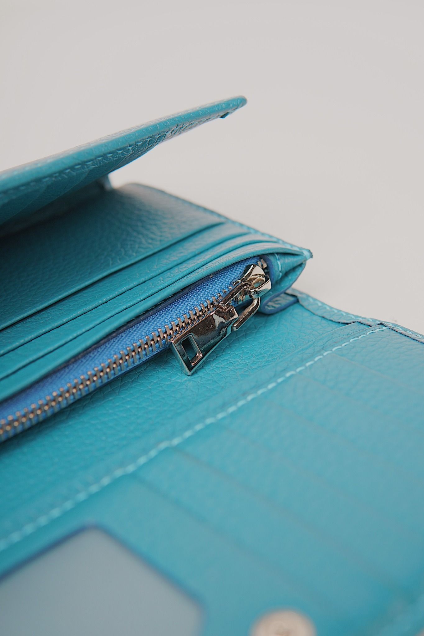 Lock Wallet (Tri-Fold)