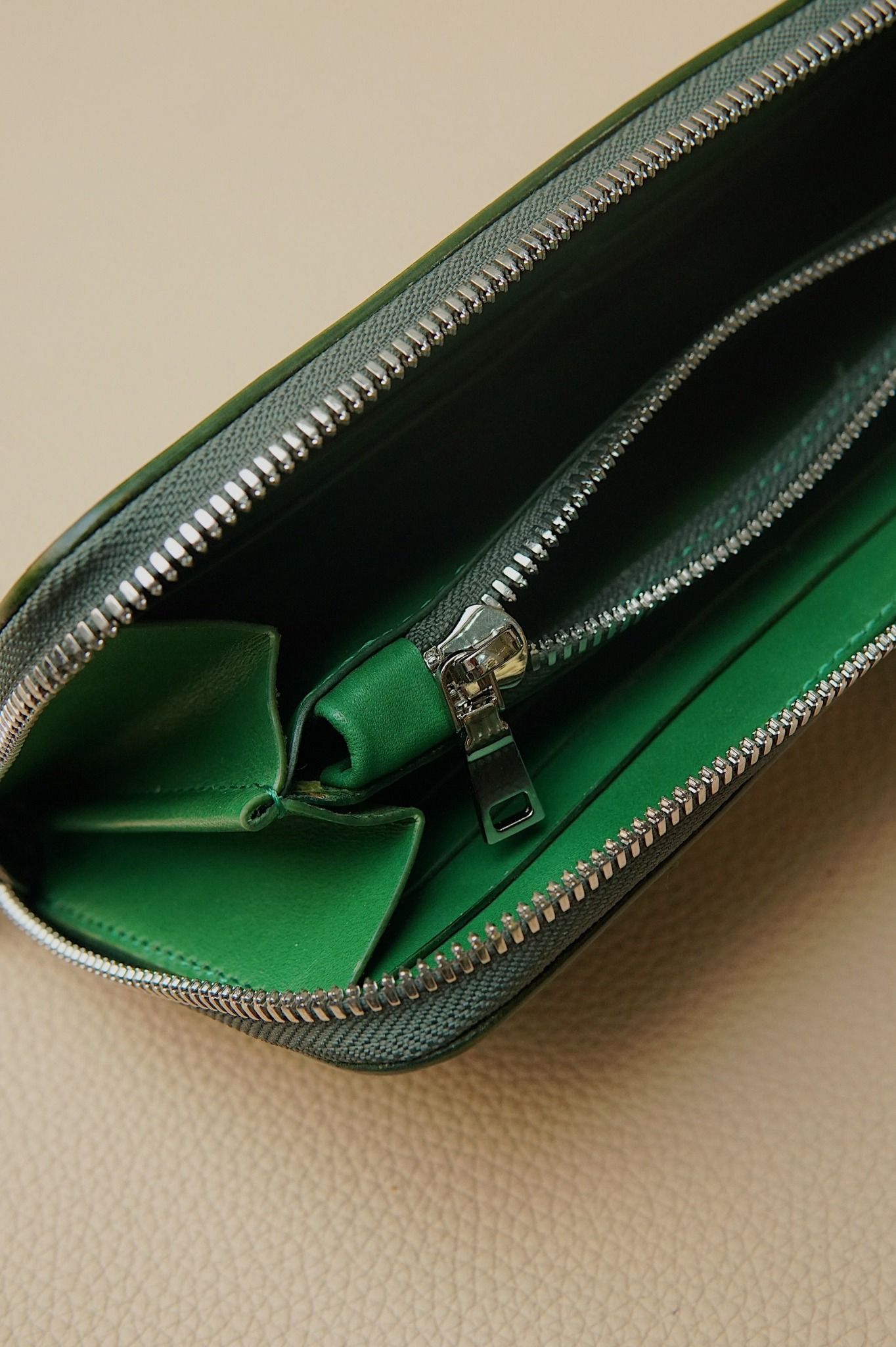 Hand Carved Accordion Zipper Wallet