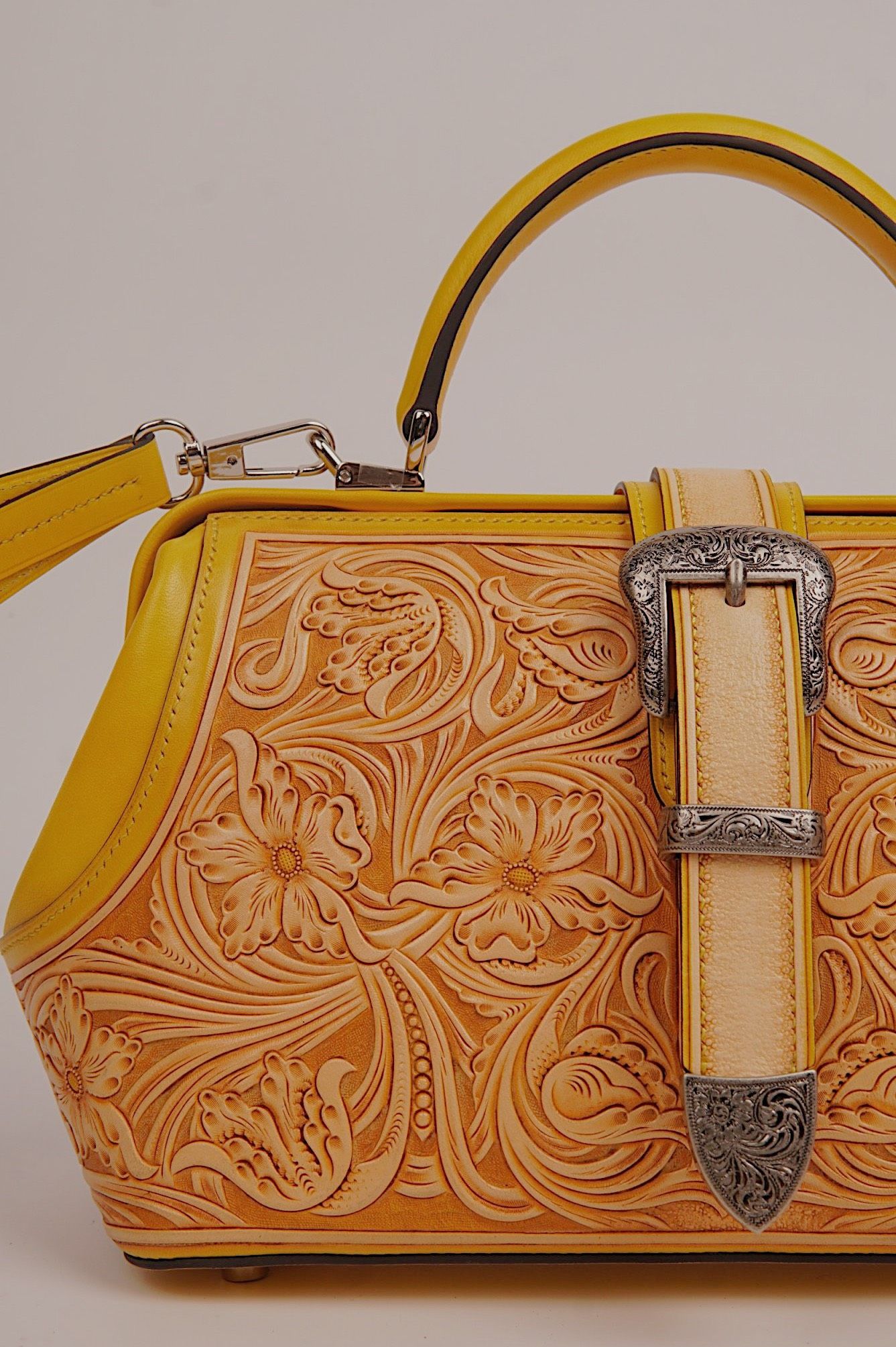 Doctor Bag 24 (Hand Carved Sheridan)