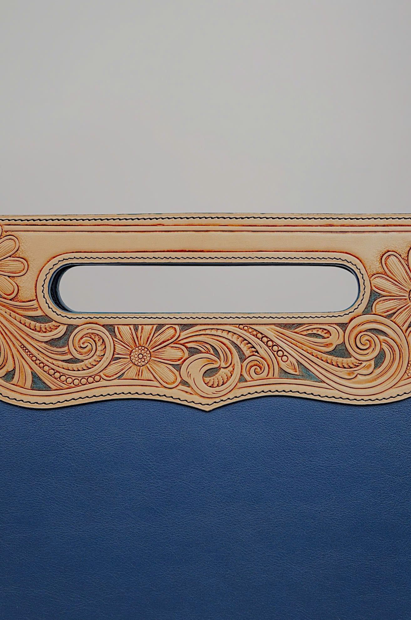 Her Laptop (Sheridan Carved Handle)