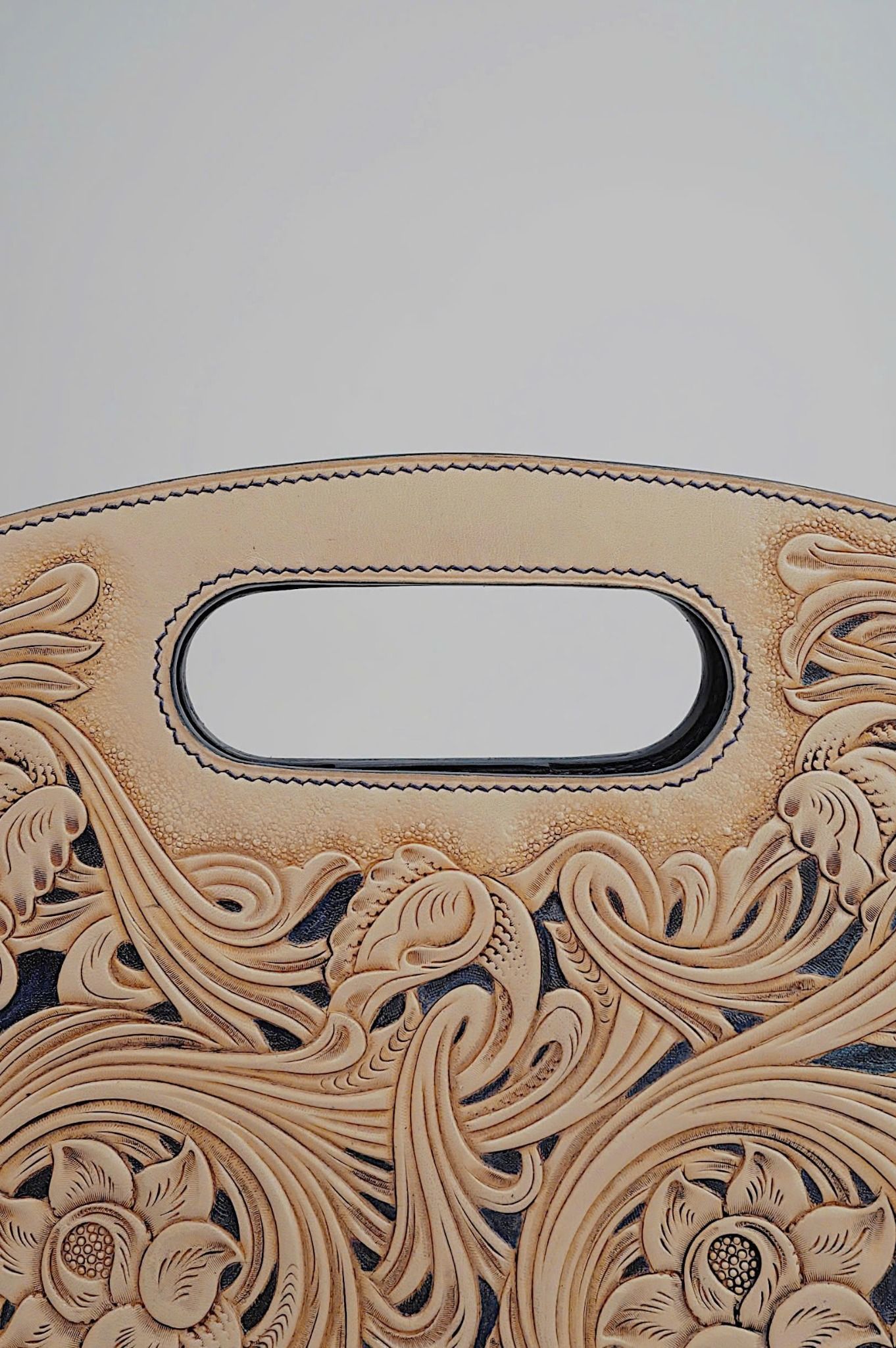 Her Laptop (Sheridan Full Carved)