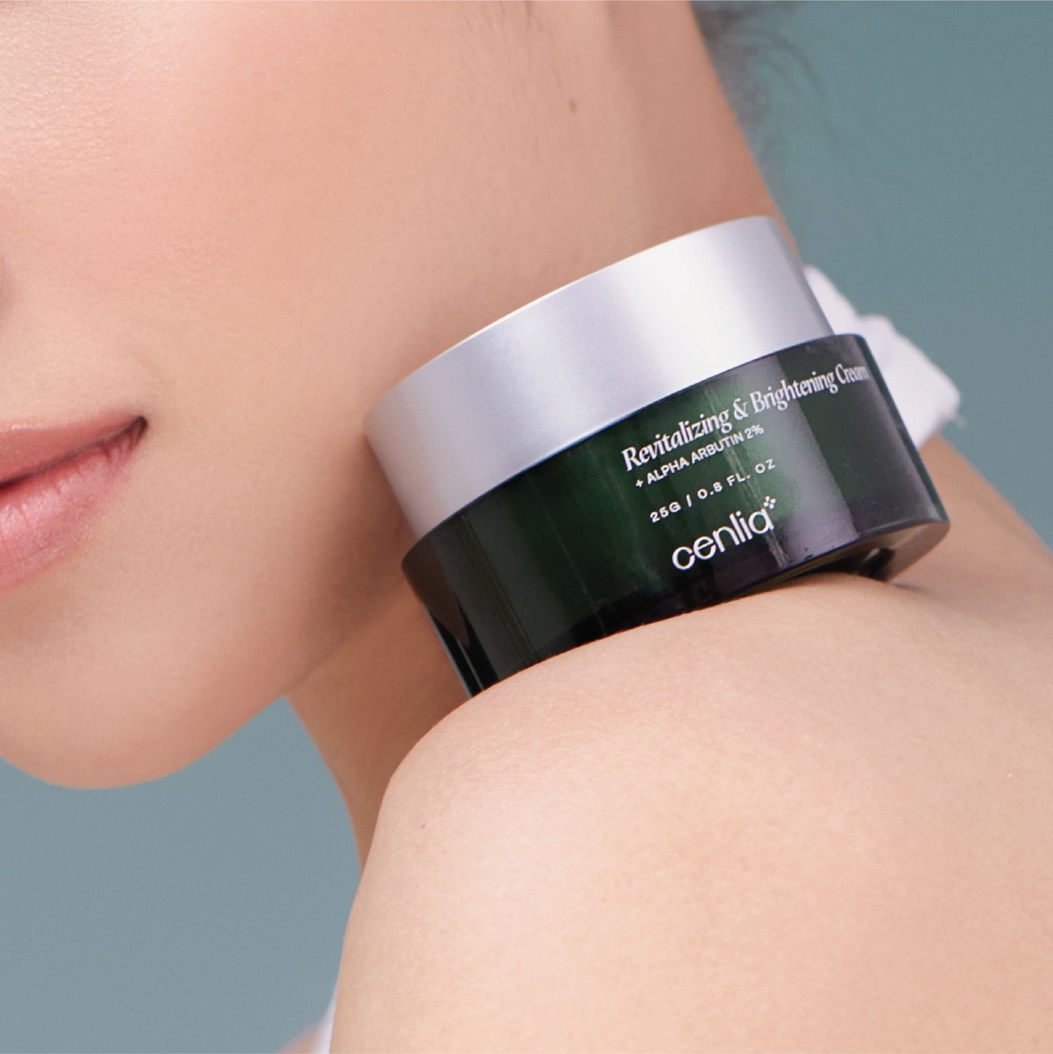  REVITALIZING BRIGHTENING CREAM 