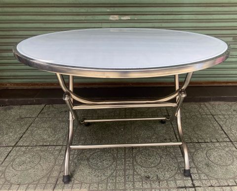  Bàn tròn inox 1m2 - cạnh vuông 