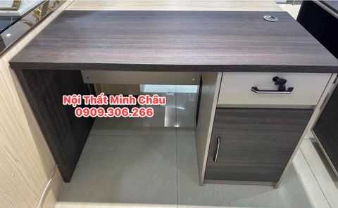  Bàn nhân viên BNV-82 