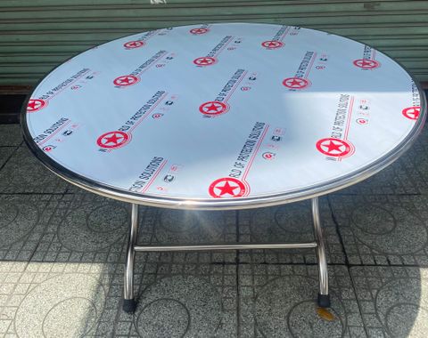  Bàn tròn inox 1m2- cạnh tròn 