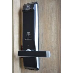 Khóa cửa vân tay LOCPRO K300F
