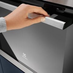 Lò nướng âm tủ Electrolux RZB2110AAXA