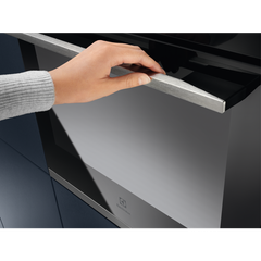 Lò nướng âm tủ Electrolux KODEC75X