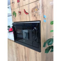 Lò vi sóng âm tủ Electrolux EMSB30XCF