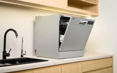 Máy rửa chén độc lập đặt bàn Beko DTC36810S