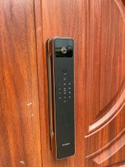 KHÓA ĐIỆN TỪ BOSCH FU8 PLUS ĐEN