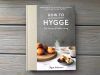  HOW TO HYGGE : THE SECRETS OF NORDIC LIVING 
