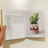  CONSCIOUS CRAFTS: POTTERY : 20 MINDFUL MAKES TO RECONNECT HEAD, HEART & HANDS 