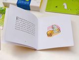  WINNIE-THE-POOH: GIFT BOX (WITH 2X BOOKS, HEIGHT CHART & POSTER) 