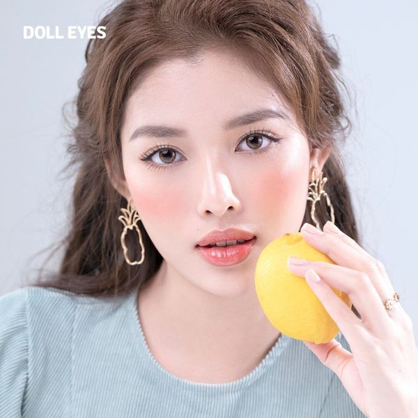  Kính áp tròng DOLL EYES Jenith Brown  14.2 mm - Fall In Love Collection 