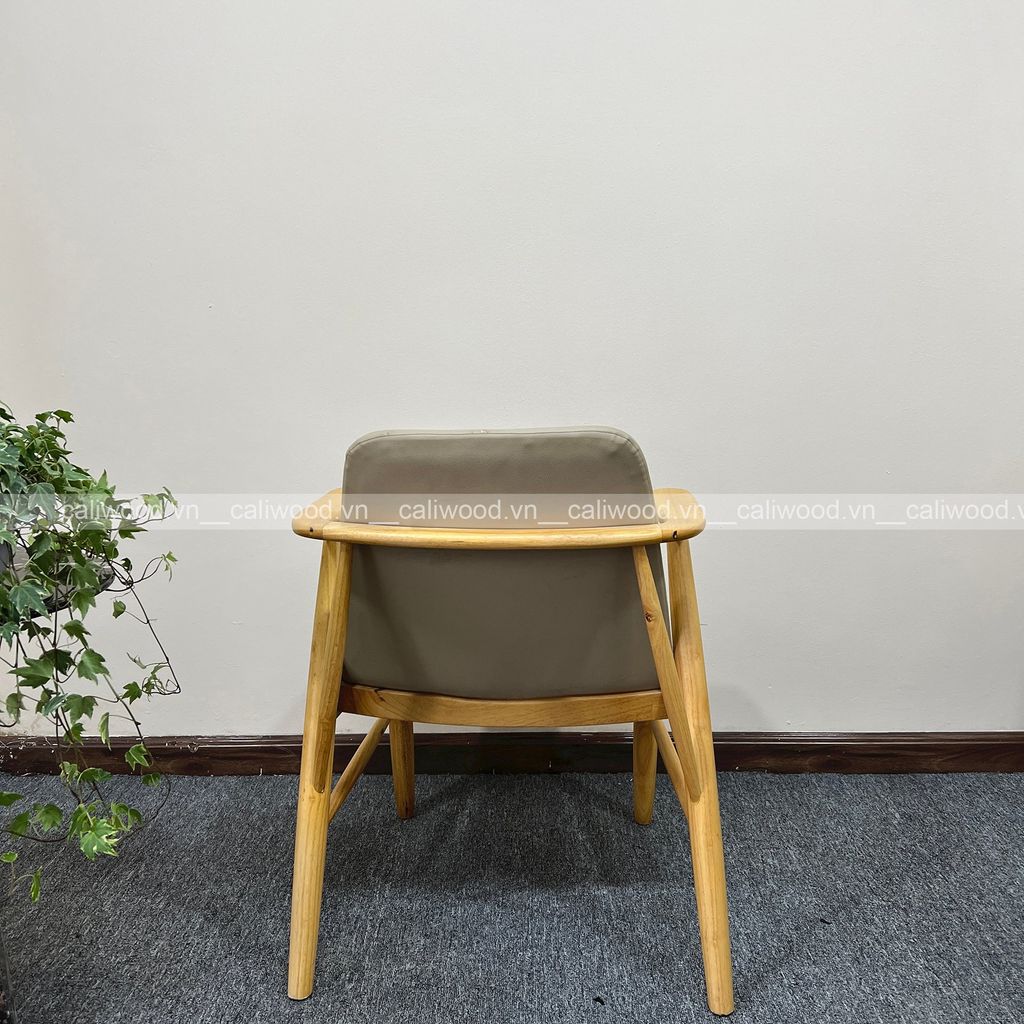 Ghế ăn gỗ Babie hiện đại - G15