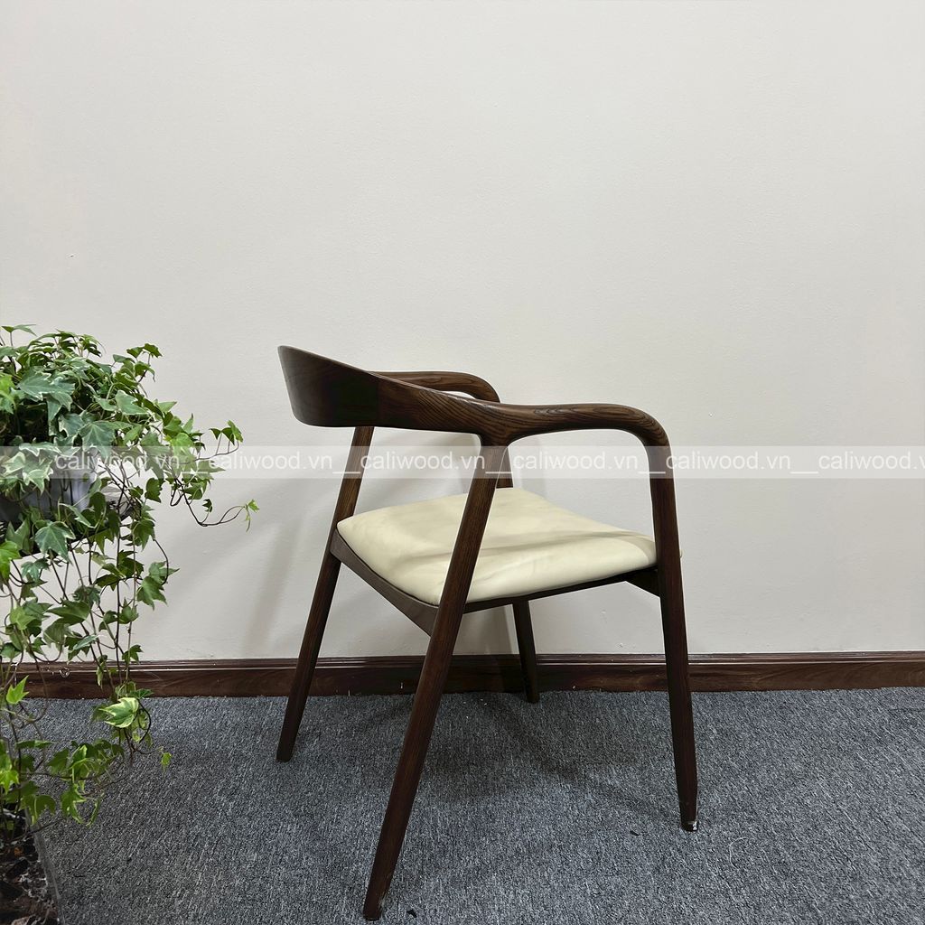 Ghế ăn gỗ Neva Có Tay - G22