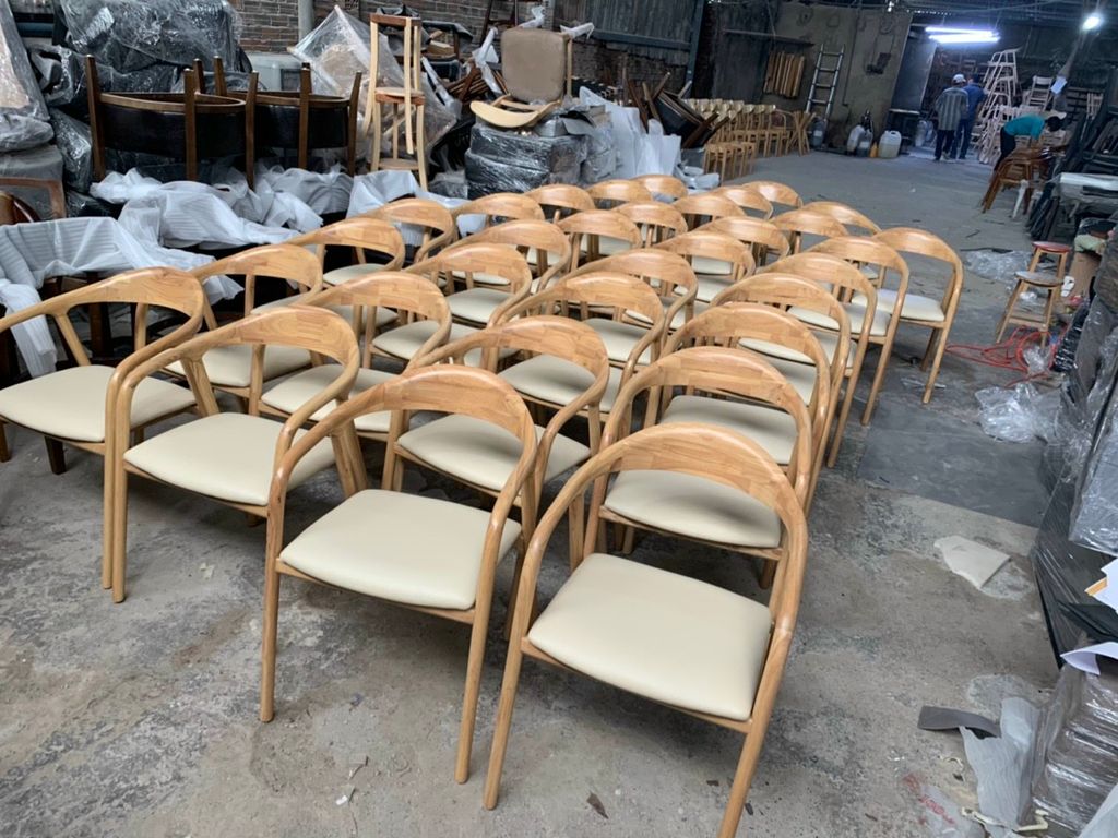 Ghế ăn gỗ Neva Có Tay - G22