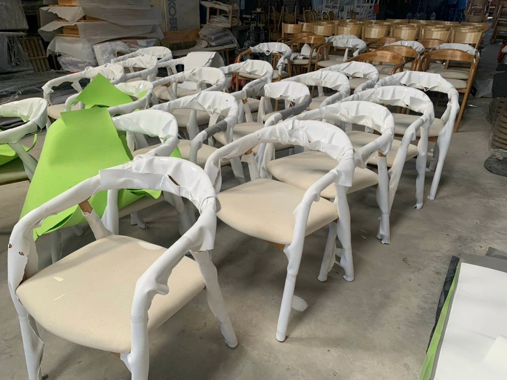 Ghế ăn gỗ Neva Có Tay - G22