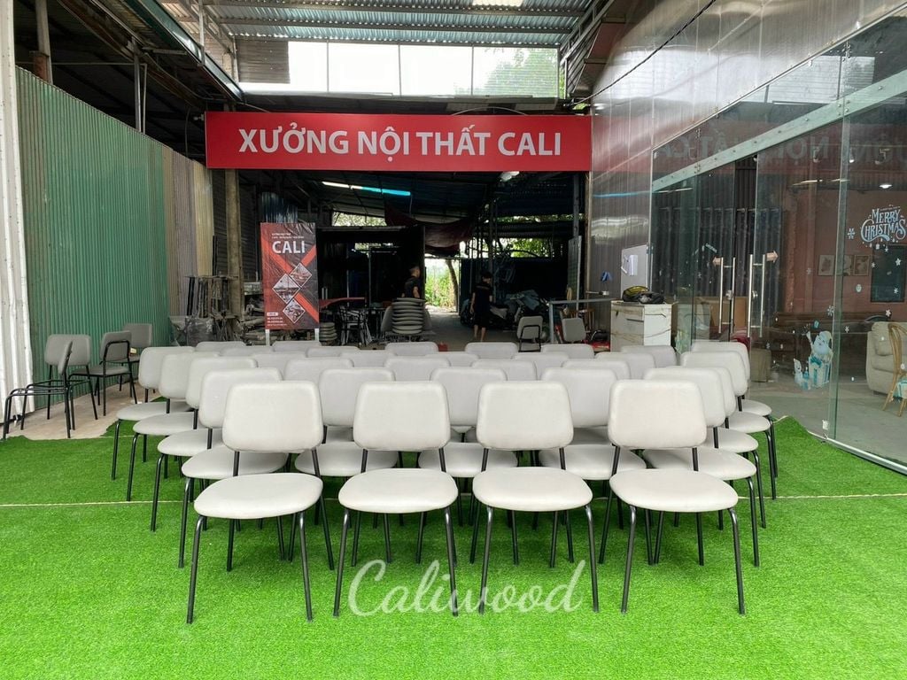 Ghế Ăn Ghế Cafe Nhà Hàng Chân Sắt Bọc Da - G93
