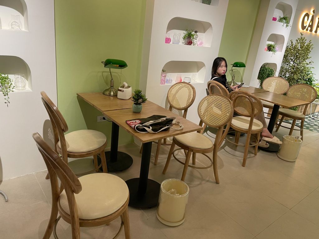 Ghế ăn, ghế cafe khung gỗ bọc nệm - G26