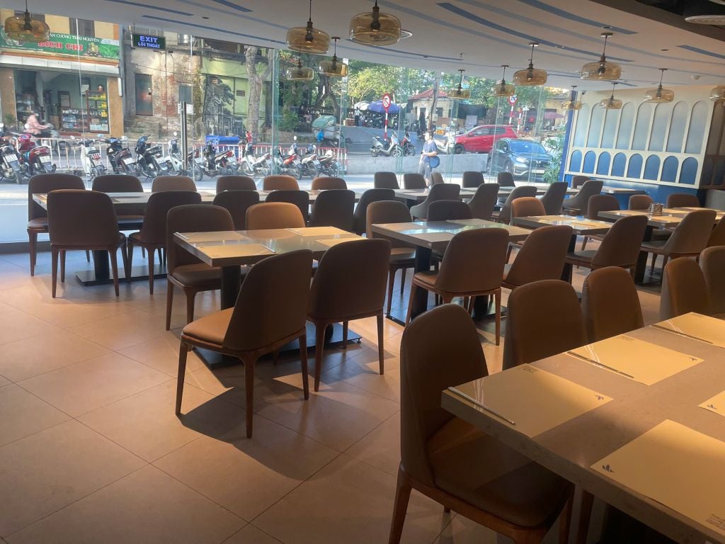 Ghế Ăn Ghế Cafe Nhà Hàng Khung Gỗ Bọc Da - G55