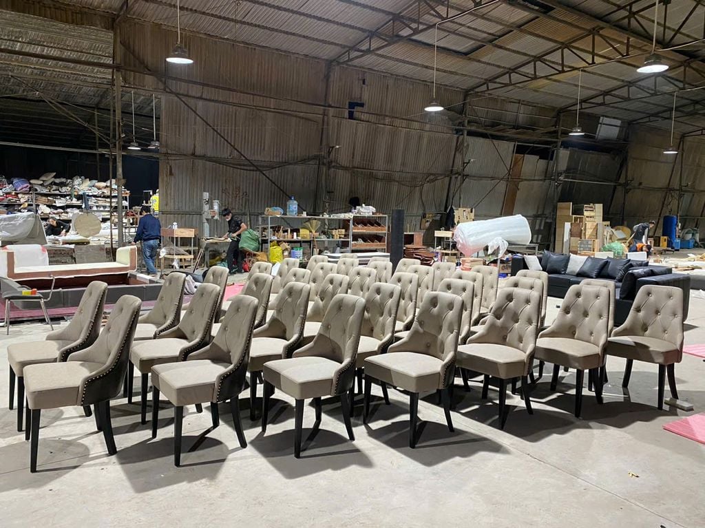 Ghế Ăn Ghế Cafe Nhà Hàng Khung Gỗ Bọc Da - G58