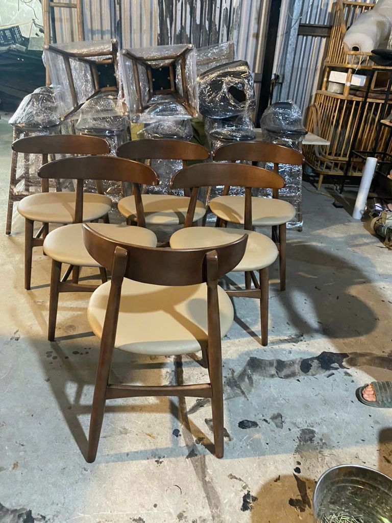Ghế ăn, ghế cafe khung gỗ mặt nệm - G05