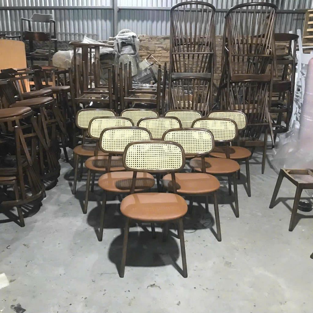 Ghế ăn, ghế cafe khung gỗ bọc nệm tựa lưng mây - G25