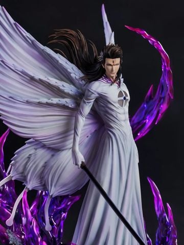  Aizen Sosuke - Bleach - Clouds Studio 