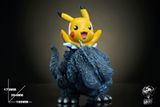  Anya & Pikachu cos Godzilla - Spy x Family - Hard Shell Studio 