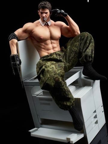  Chris Redfield - Resident Evil - Gentlemen 18 Studio 