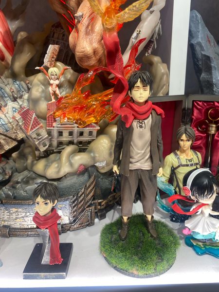 Figurine Costume Eren | Manga Planète