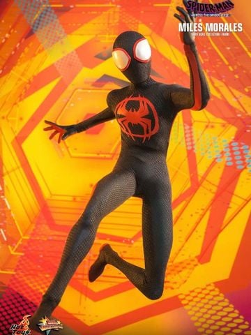  Miles Morales - Spider Man: Across The Spider Verse - Hot Toys 