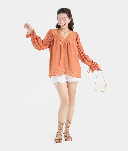  Áo form rộng phối ren tay phồng 