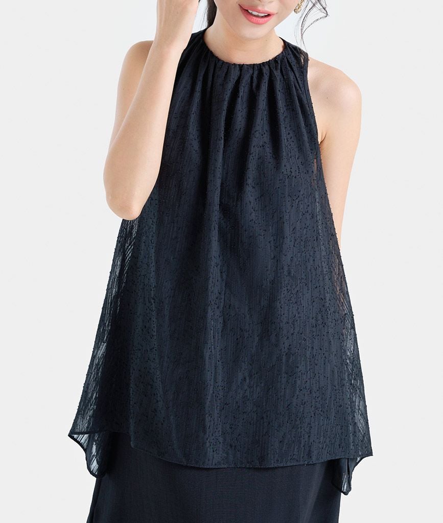  Đầm lửng phối vải kiểu yếm 