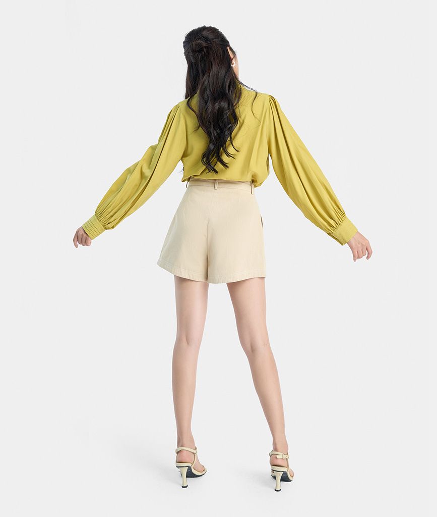  Quần short diễu chỉ trắng 