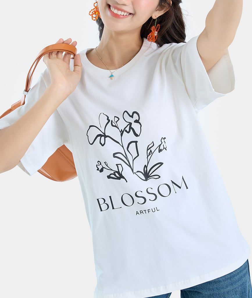  Áo thun form rộng in hình Art Blossom 