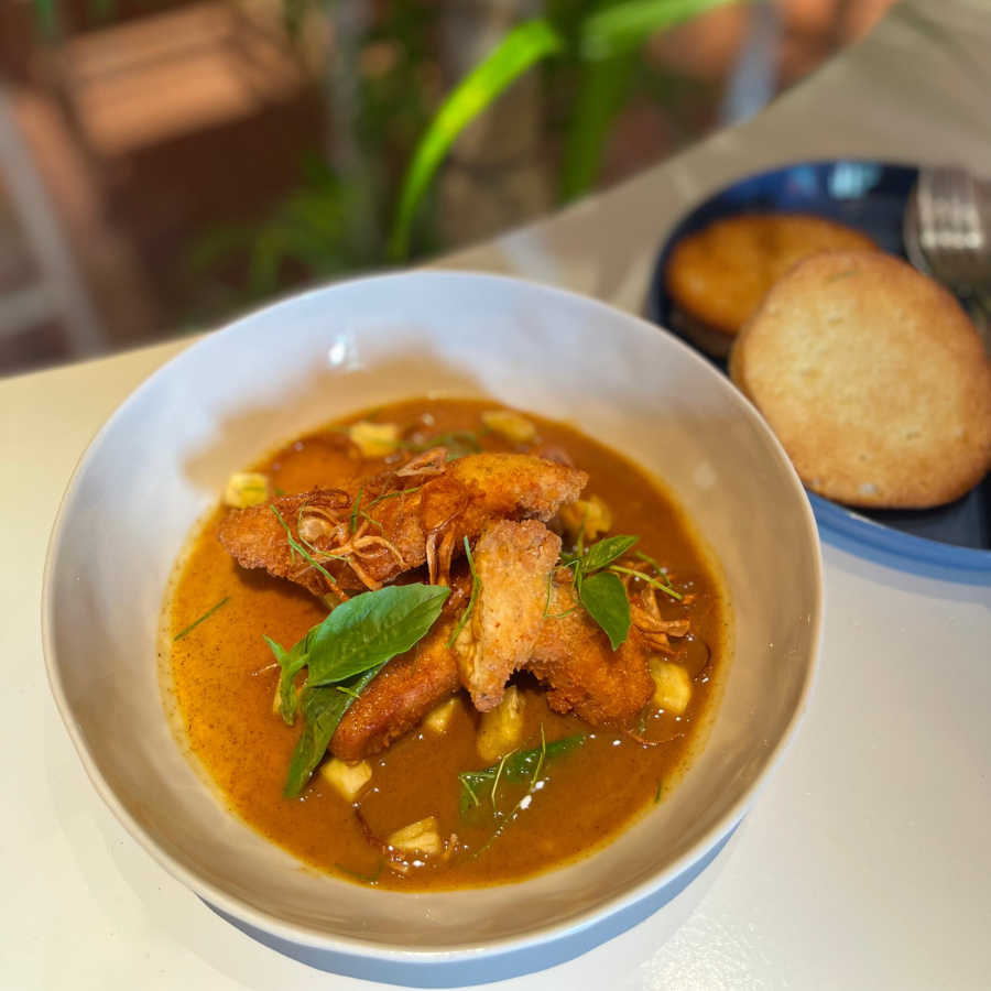  Crispy Curry Chicken - Cà Ri Gà Giòn + Bánh Mì 