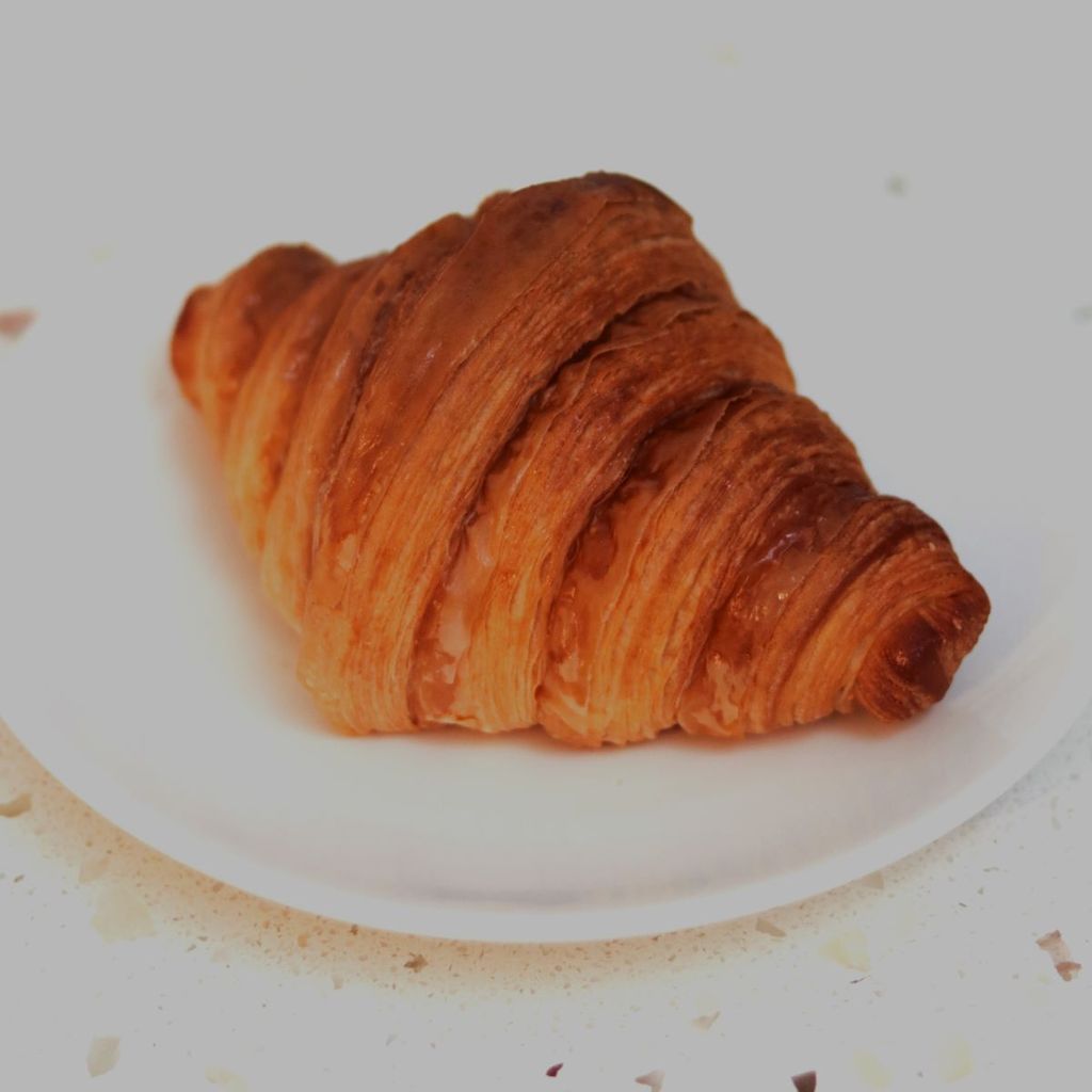  Plain Croissant with butter - Bánh Sừng bò truyền thống 