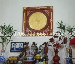 Tranh Trống Đồng Mặt Gò Khung Gỗ Sồi Dát vàng Kích Thước 115*115 Cm Khung Vuông