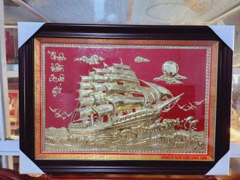 Tranh Đồng Thuận Buồm Xuôi Gió Nền Đỏ 50*70Cm