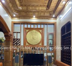 Tranh Trống Đồng Mặt Gò Khung Gỗ Sồi Kích Thước 107*107 Cm Khung Vuông