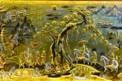 Tranh Đồng Vinh Quy Bái Tổ- Nền Vàng Xước Dát Vàng- KT 230-120