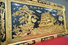 Tranh Thuận Buồm Xuôi Gió Kích Thước 230 x120  Đồng Vàng Dát Vàng - Khung Đồng