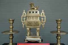Bộ Tam Sự Nến Bằng Đồng Vàng Song Long Chầu Nguyệt- Đỉnh Vuông - Cao 60cm