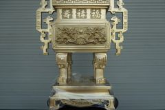 Bộ Ngũ Sự Bằng Đồng Vàng Song Long Chầu Nguyệt- Đỉnh Vuông - Cao 60cm
